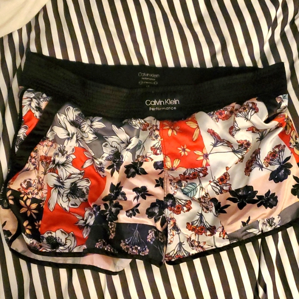 Calvin Klein silky performance shorts, women's large